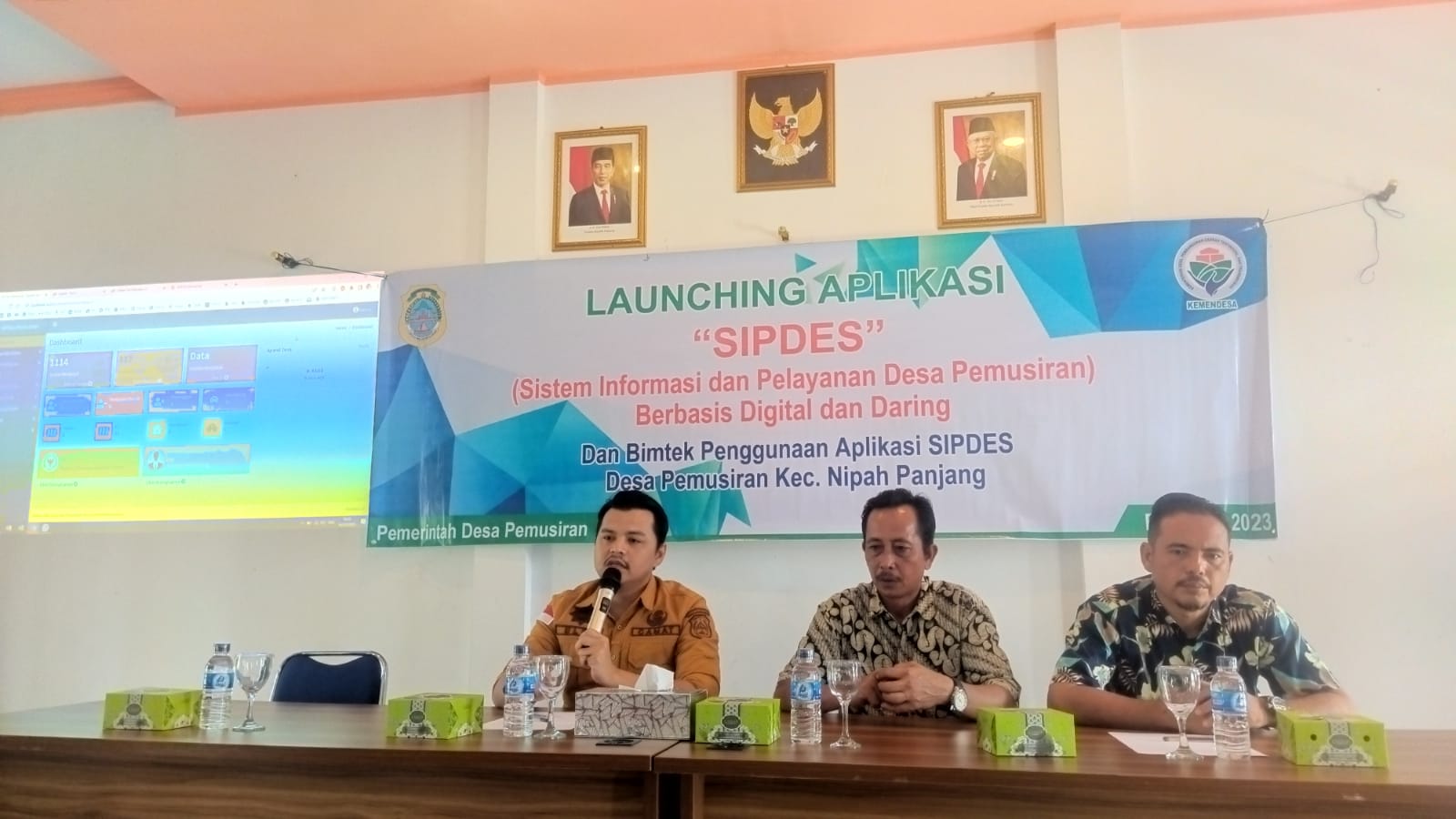 Launching Aplikasi SIPDES yang terintegrasi dengan Website Desa Pemusiran